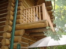 cantilevered deck